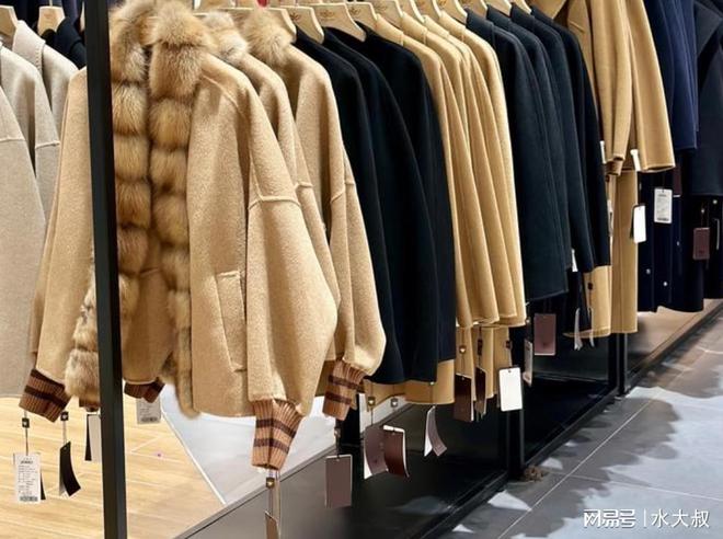 服千万要避开这“6类”衣服早了解避免踩坑九游会j9入口登录新版奉劝大家：春节买衣(图4)